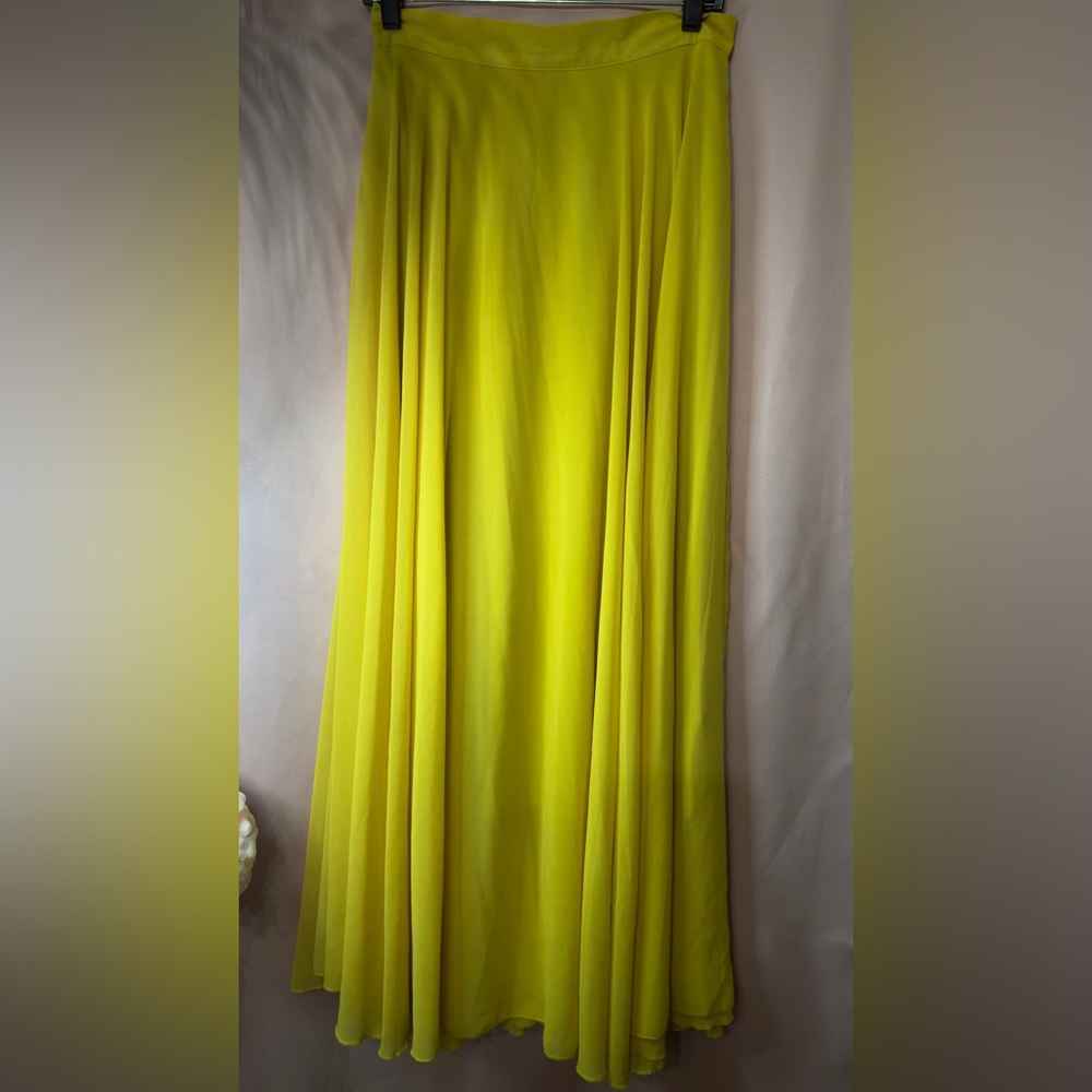 Chicwish Bright Yellow Pleated Fully Lined Maxi Skirt - Picture 6 of 11